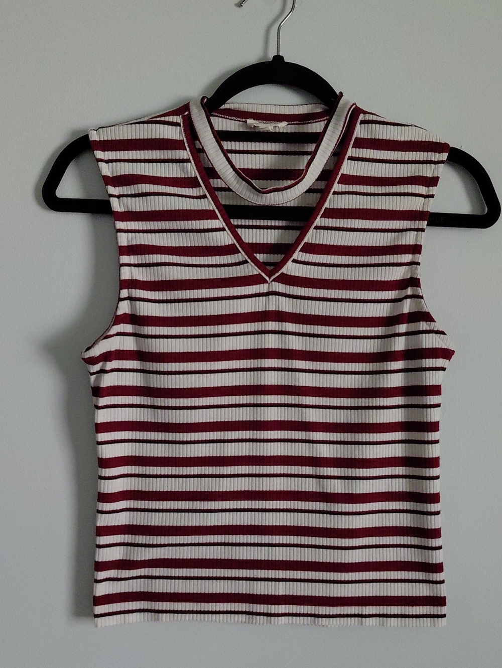 Pol Y2K 90s Baby Tee Sleeveless Striped Ribbed V Neck Tank Top Burgundy White M